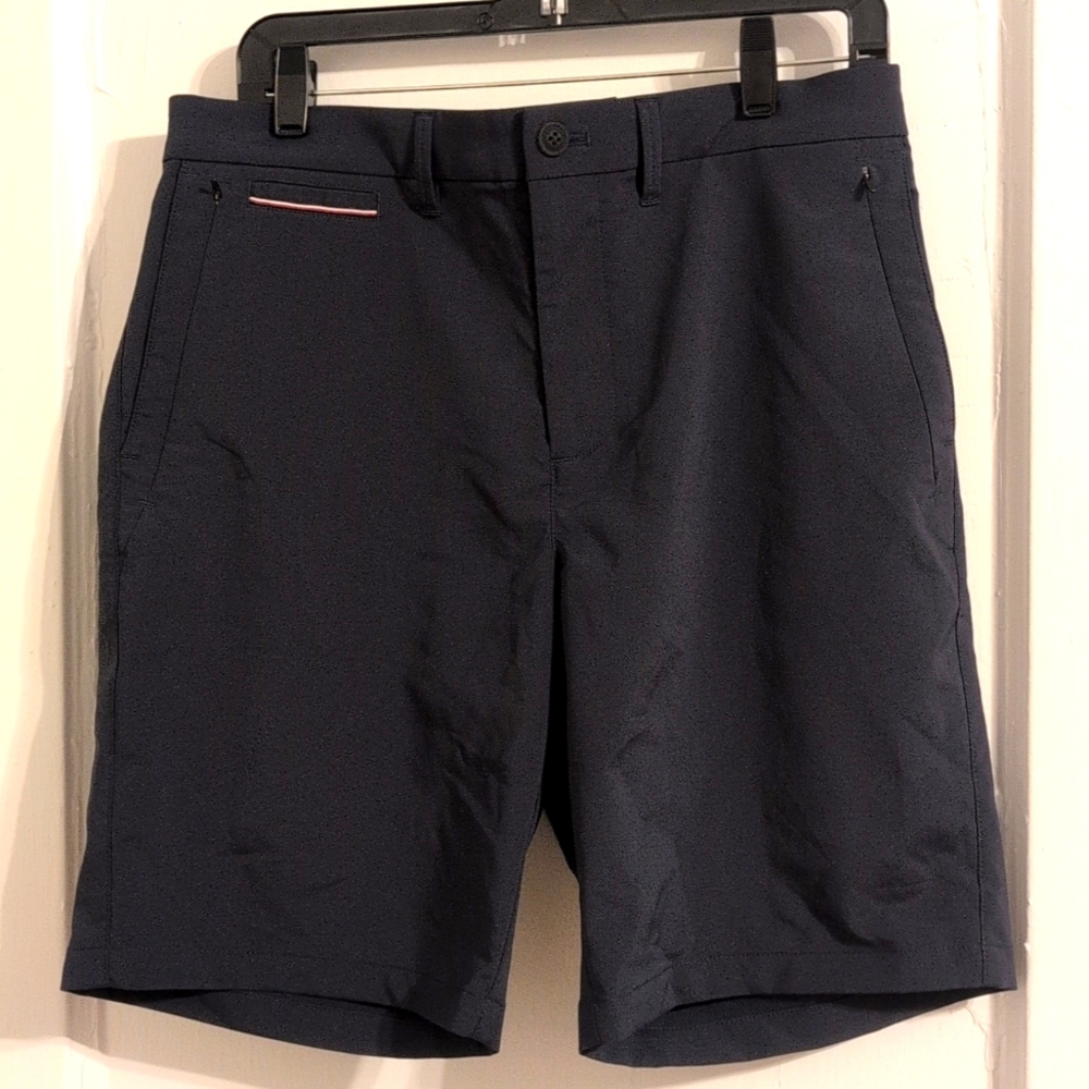 Tommy Hilfiger Men's Techy Short New